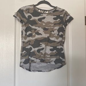 Old Navy, camouflage t-shirt